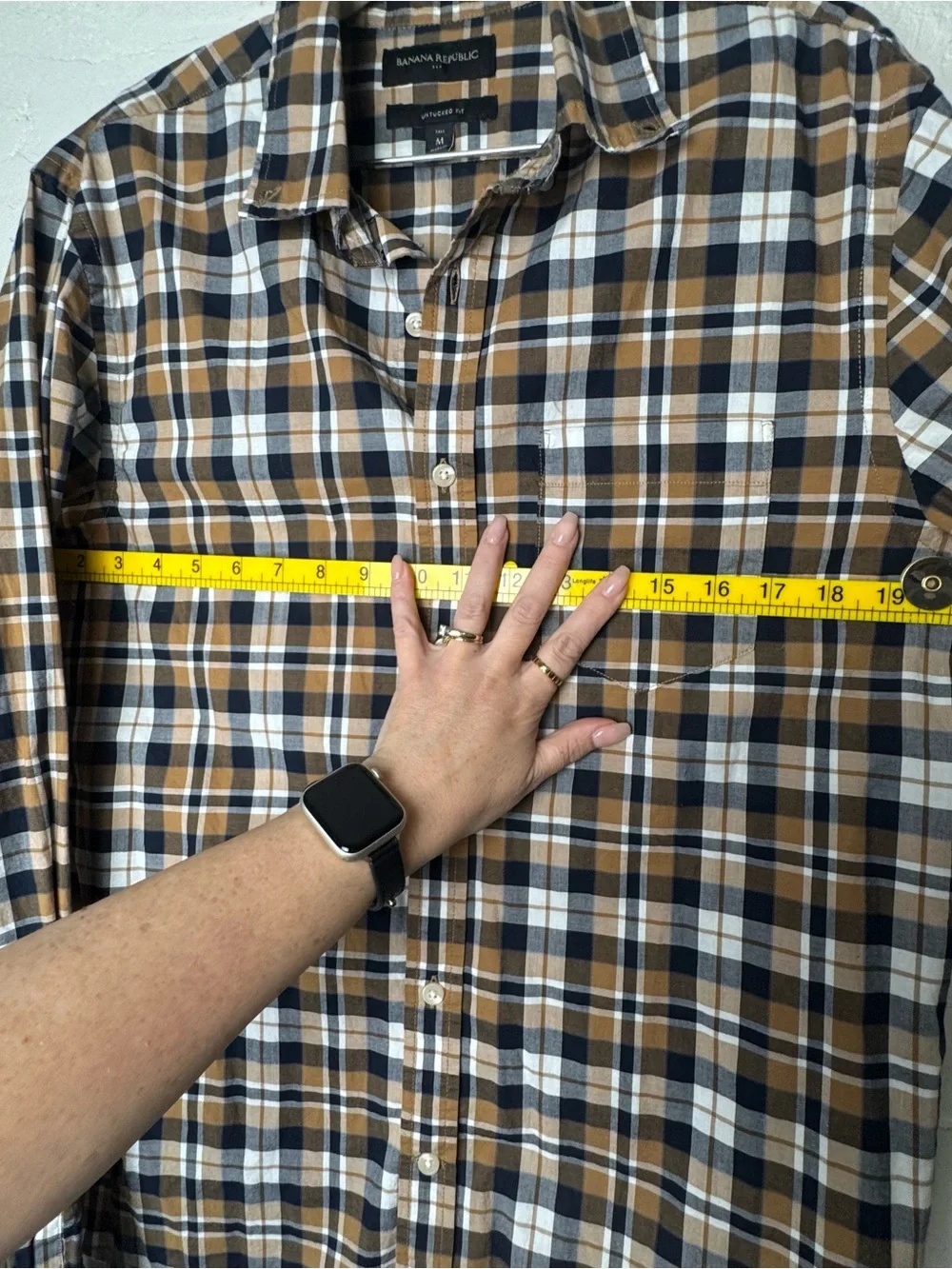Banana Republic Luxe LS Untucked Slim Fit Plaid Shirt Men MediumTall Tan